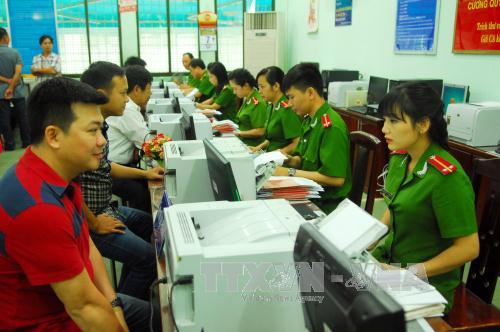 Cấp cả Giấy xác nhận Chứng minh nhân dân khi chuyển sang thẻ căn cước